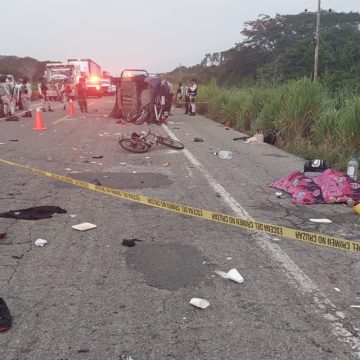 La carretera Panamericana en el Istmo de Oaxaca fue escenario de una tragedia el 29 de agosto, cuando un automovilista arrolló a un grupo de migrantes que iniciaron su travesía desde Tapachula