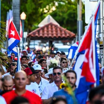 La crisis migratoria cubana sigue en aumento, con cifras alarmantes que reflejan la desesperación de miles de ciudadanos que buscan un mejor futuro en Estados Unidos.