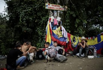 Colombia ha anunciado su apoyo a las políticas de repatriación de migrantes implementadas por Panamá y Estados Unidos.