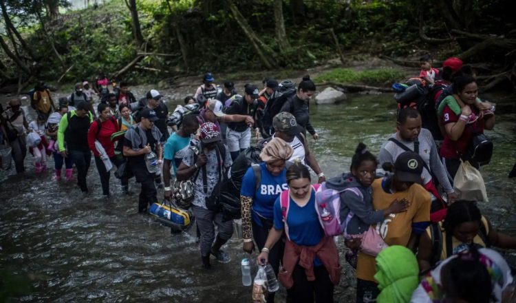 El gobierno de Panamá ha anunciado un programa de repatriación de migrantes detenidos en la peligrosa selva del Darién.