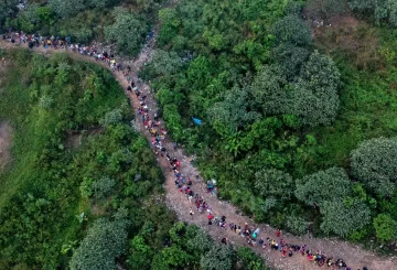 El presidente colombiano, Gustavo Petro, ha decidido sumar fuerzas con su homólogo panameño en un esfuerzo conjunto para abordar la migración que atraviesa la jungla del Darién.