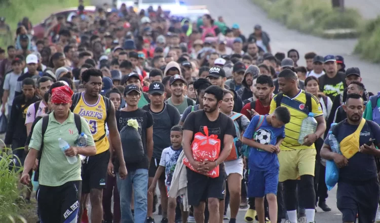 Este fin de semana, alrededor de 2 mil migrantes han salido de Tapachula, Chiapas, en una caravana masiva que se convierte en la tercera en menos de 20 días.