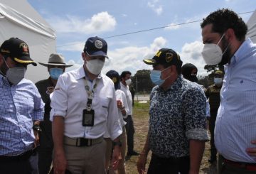 La situación de violencia en Técpan de Galeana, Guerrero, ha alcanzado niveles alarmantes, donde la Fiscalía General del Estado, liderada por Zipacná Jesús Torres Ojeda, ha confirmado la detención de 21 personas vinculadas a estos trágicos hechos. De los detenidos, un número significativo —16— son de origen guatemalteco, evidenciando la complejidad del problema migratorio que se presenta en la región.