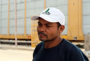 “El hambre duele más que una bala”, dicen migrantes en La Laguna