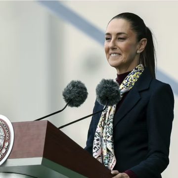 La presidenta de México, Claudia Sheinbaum, ha calificado de "lamentable" la muerte de seis migrantes a manos del Ejército, un suceso que ha conmocionado a diversas naciones y ha generado un fuerte llamado a la investigación y sanción de los responsables.