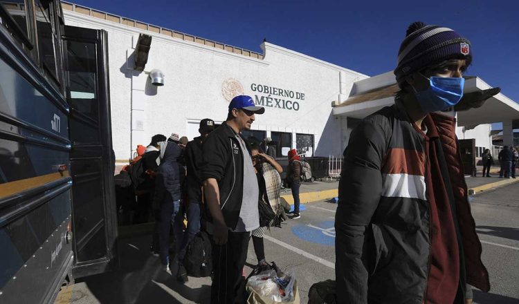 En un contexto donde la migración se ha convertido en un tema crucial, el subsecretario de Gobierno para la región Laguna, Raúl Meraz, anunció que en Durango se garantizará libre tránsito a todos los migrantes que estén de paso rumbo a los Estados Unidos.